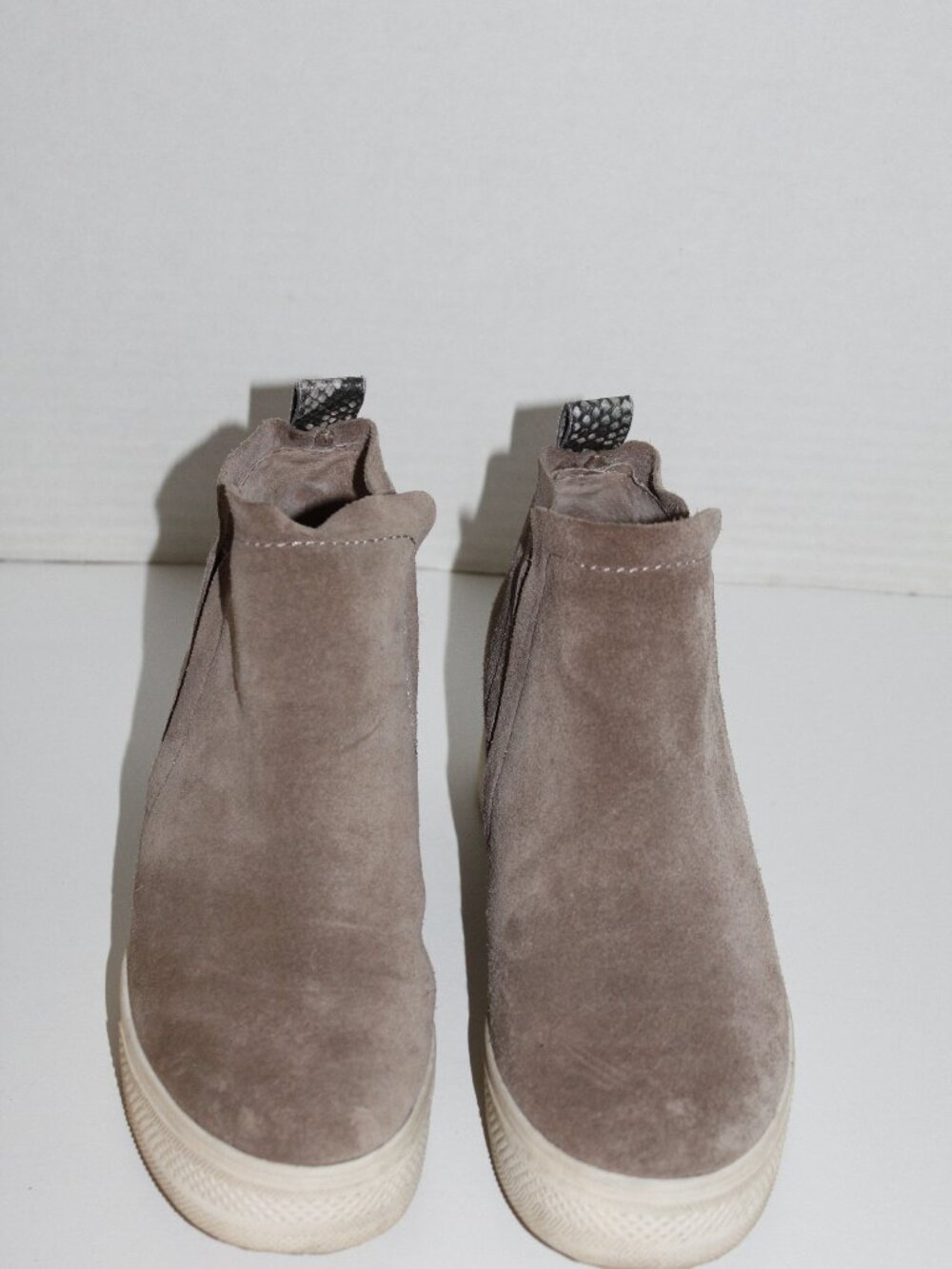 Dolce Vita Suede Ankle Boots 6M